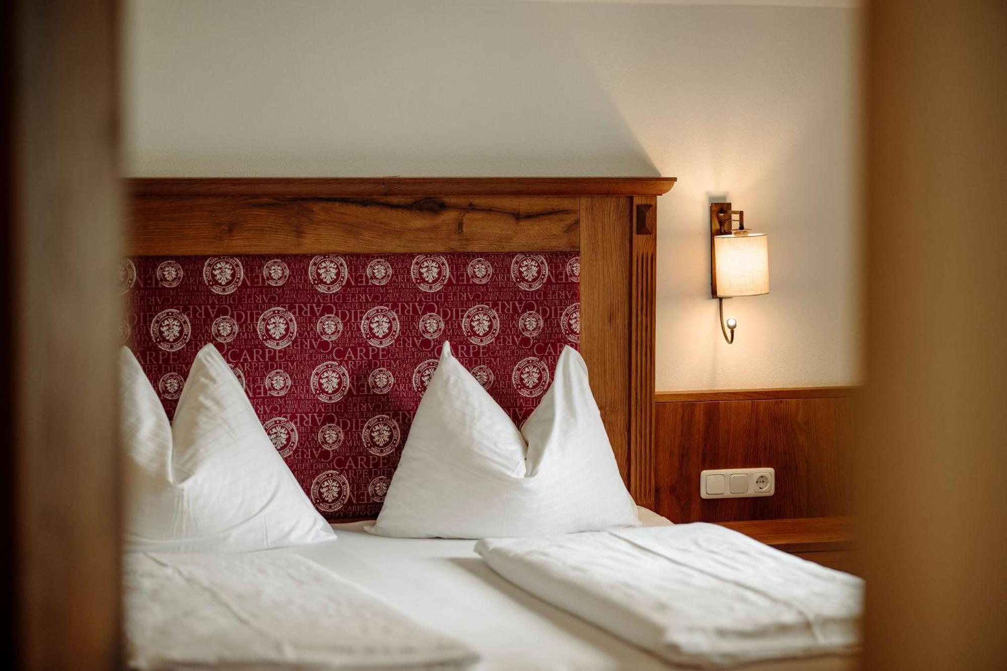 Lerchs Landhotel Санкт-Йохан Экстерьер фото