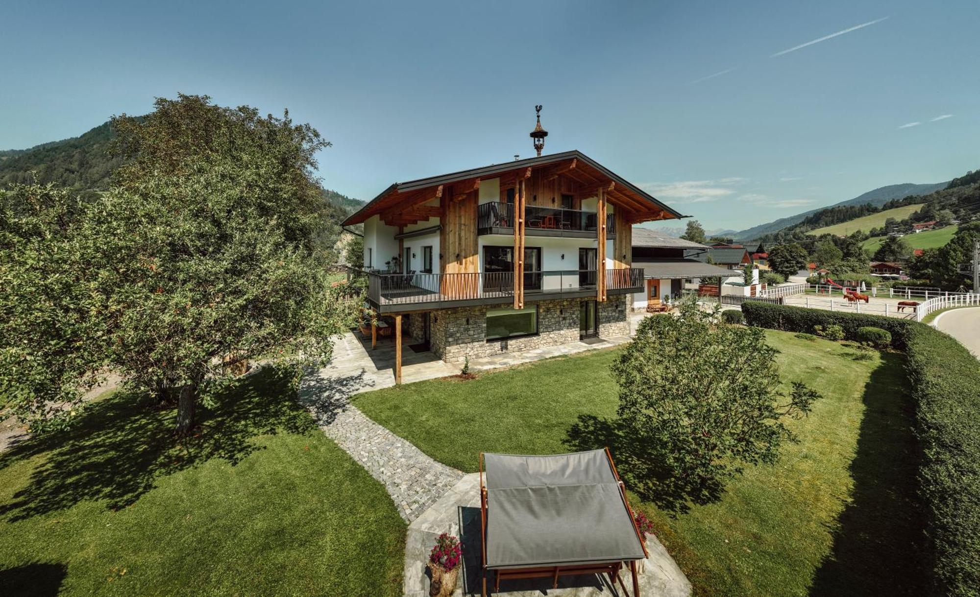 Lerchs Landhotel Санкт-Йохан Экстерьер фото