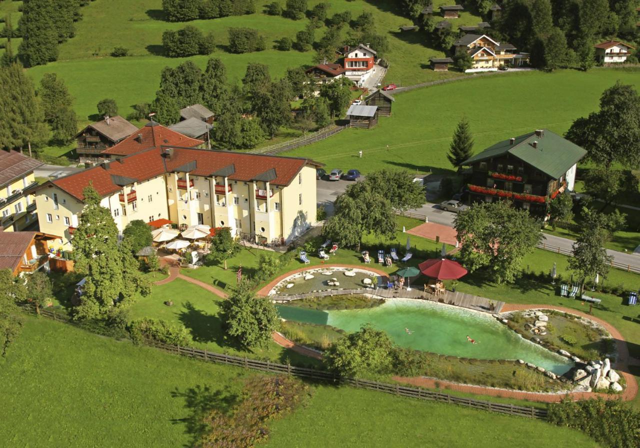 Lerchs Landhotel Санкт-Йохан Экстерьер фото